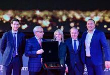 El Ayuntamiento de Granollers recibe la Placa Olímpica del Comité Olímpico Español