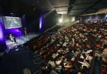 Los estudiantes de secundaria recuerdan el bombardeo de 1938 y ingresan al mundo del fotoperiodismo