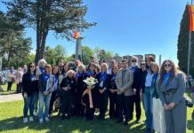 Una delegación institucional del este de Vallès participa en los eventos conmemorativos del 80 aniversario del lanzamiento de Mauthausen